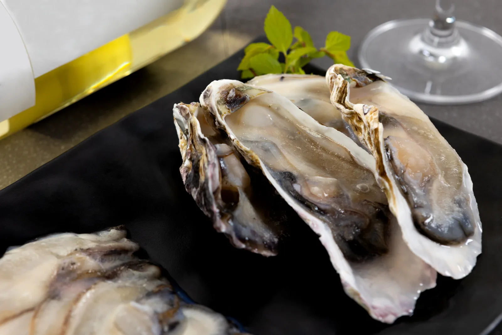 Oyster Peeled